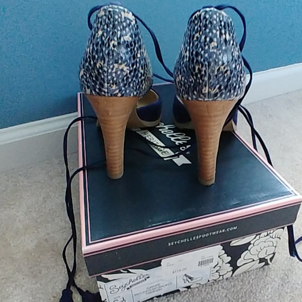 Anthro Seychelles Awesome heels